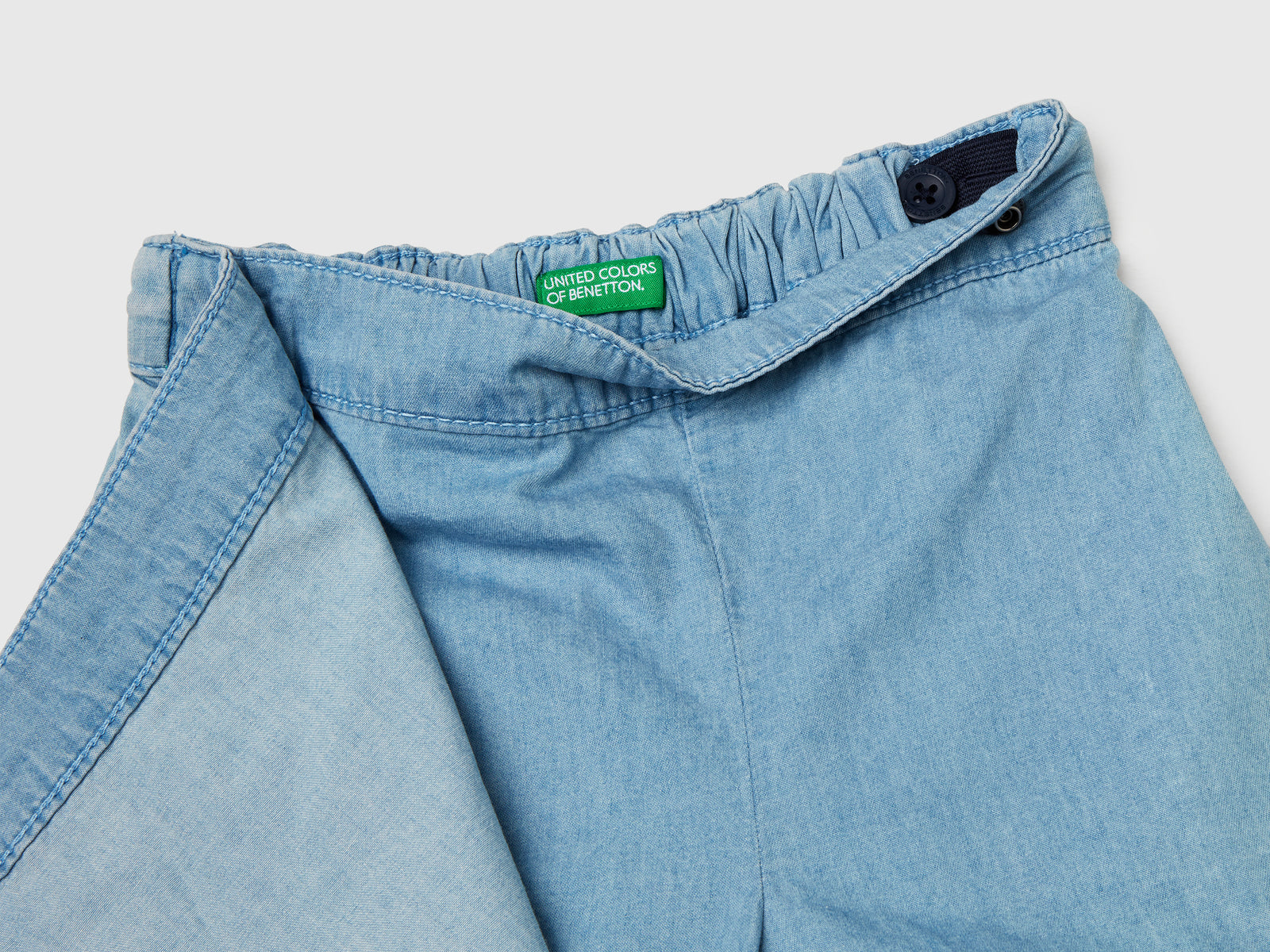 Gonna pantalone in chambray da bimba azzurro 3 | Benetton Outlet