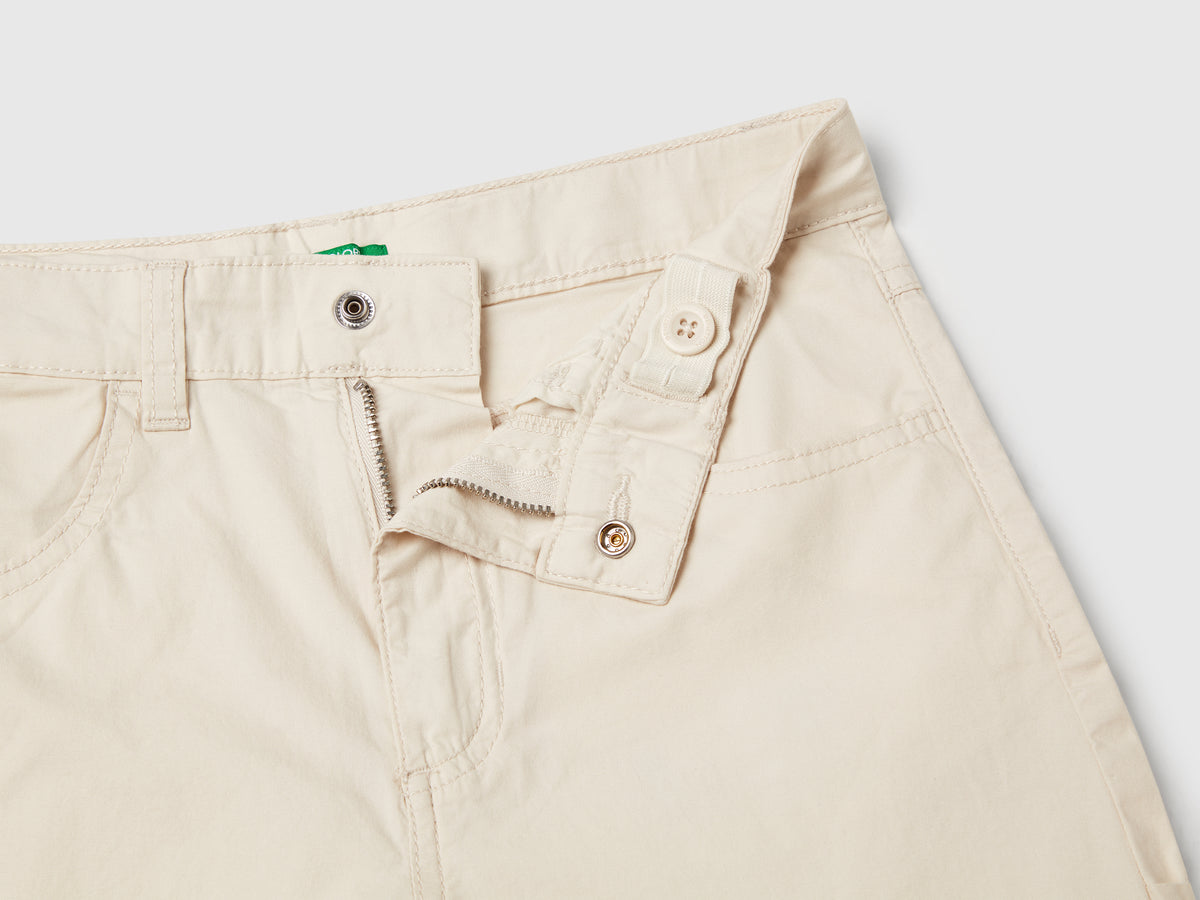 Pantaloni cargo wide fit