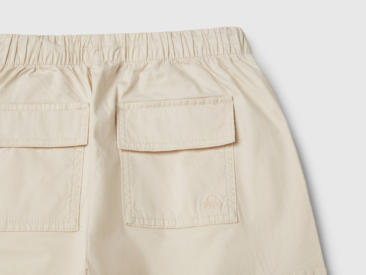 Pantaloni cargo in cotone stretch