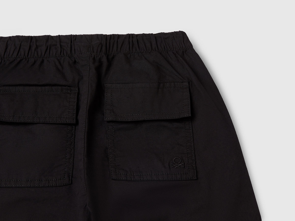 Pantaloni cargo in cotone stretch