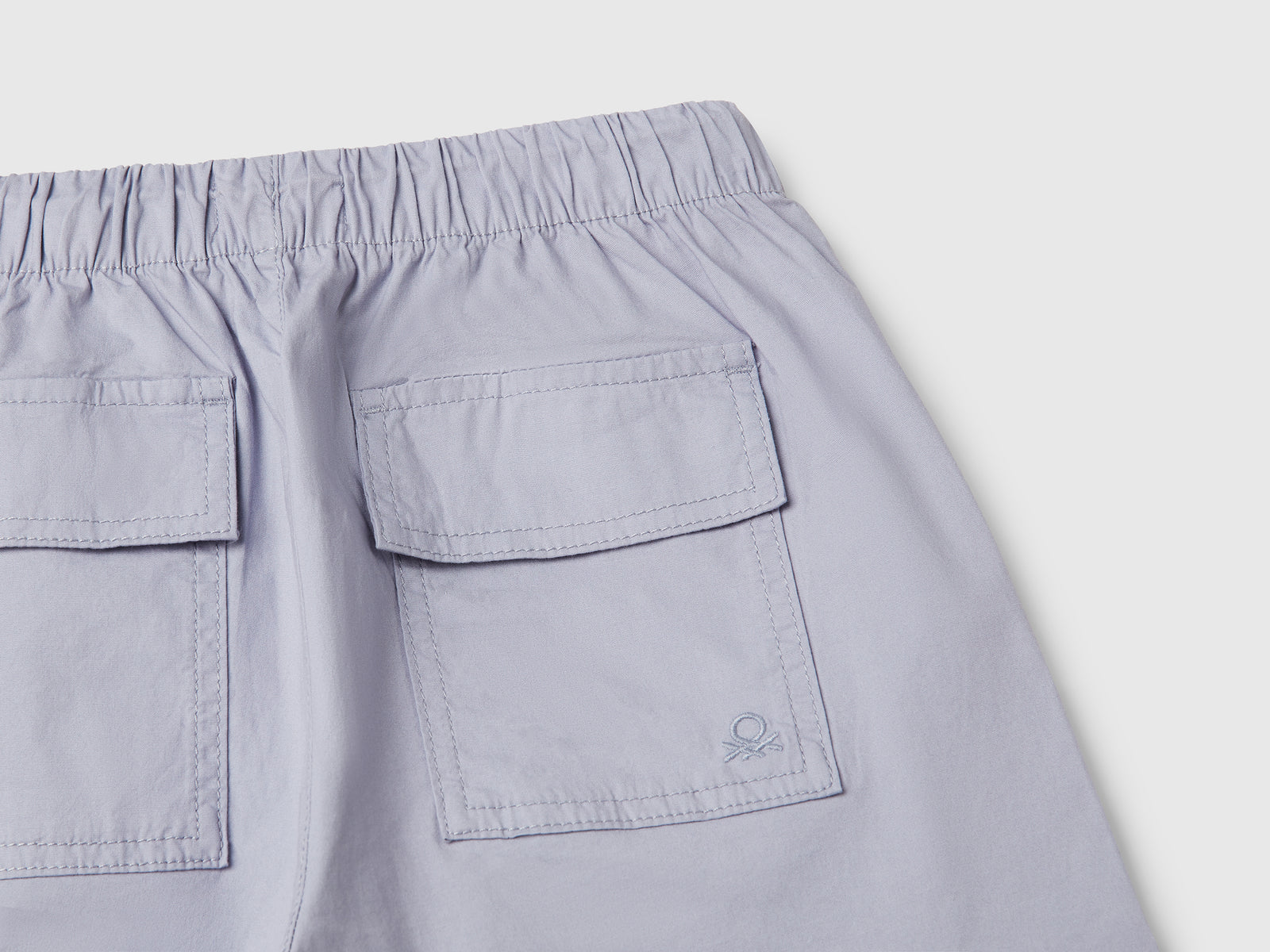 Pantaloni cargo in cotone stretch da bambina pervinca 3 | Benetton Outlet