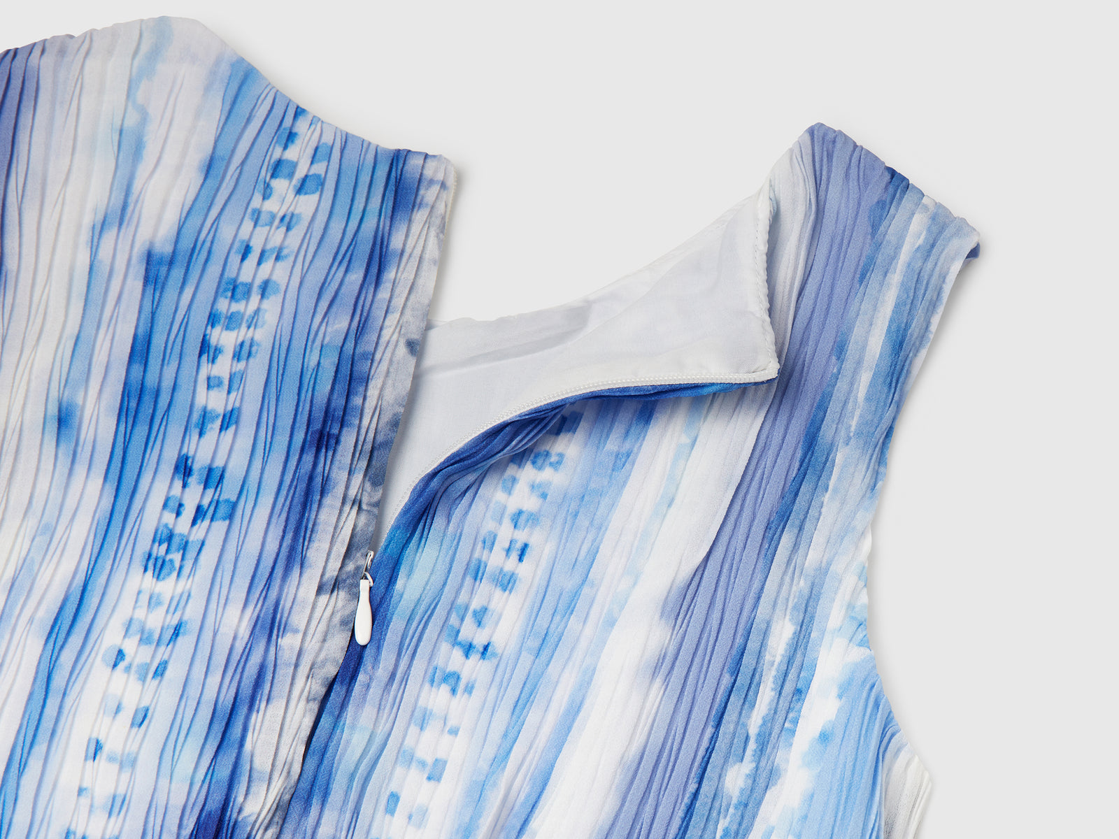 Vestito plissettato fantasia da bambina multi-color 3 | Benetton Outlet