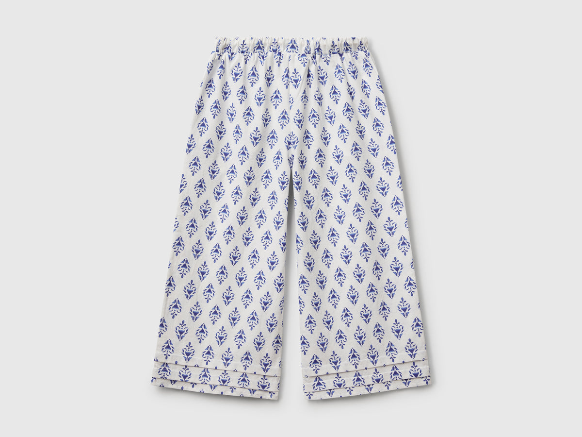 Pantaloni fantasia con gamba ampia