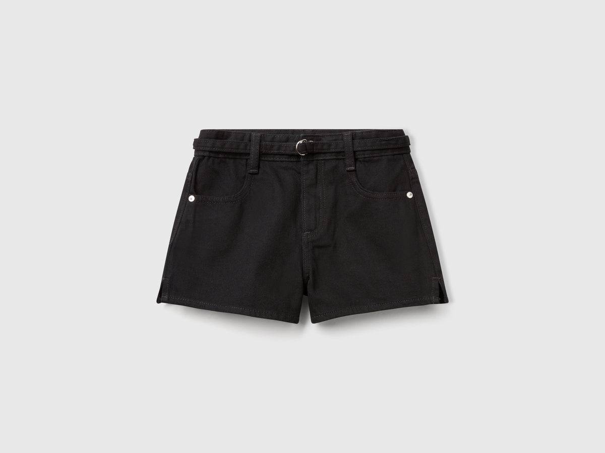 Shorts con cintura