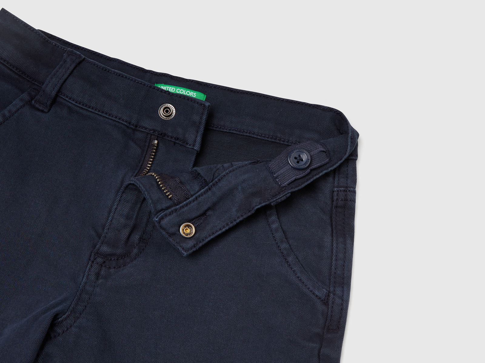 Bermuda slim fit da bimbo blu scuro 3 | Benetton Outlet