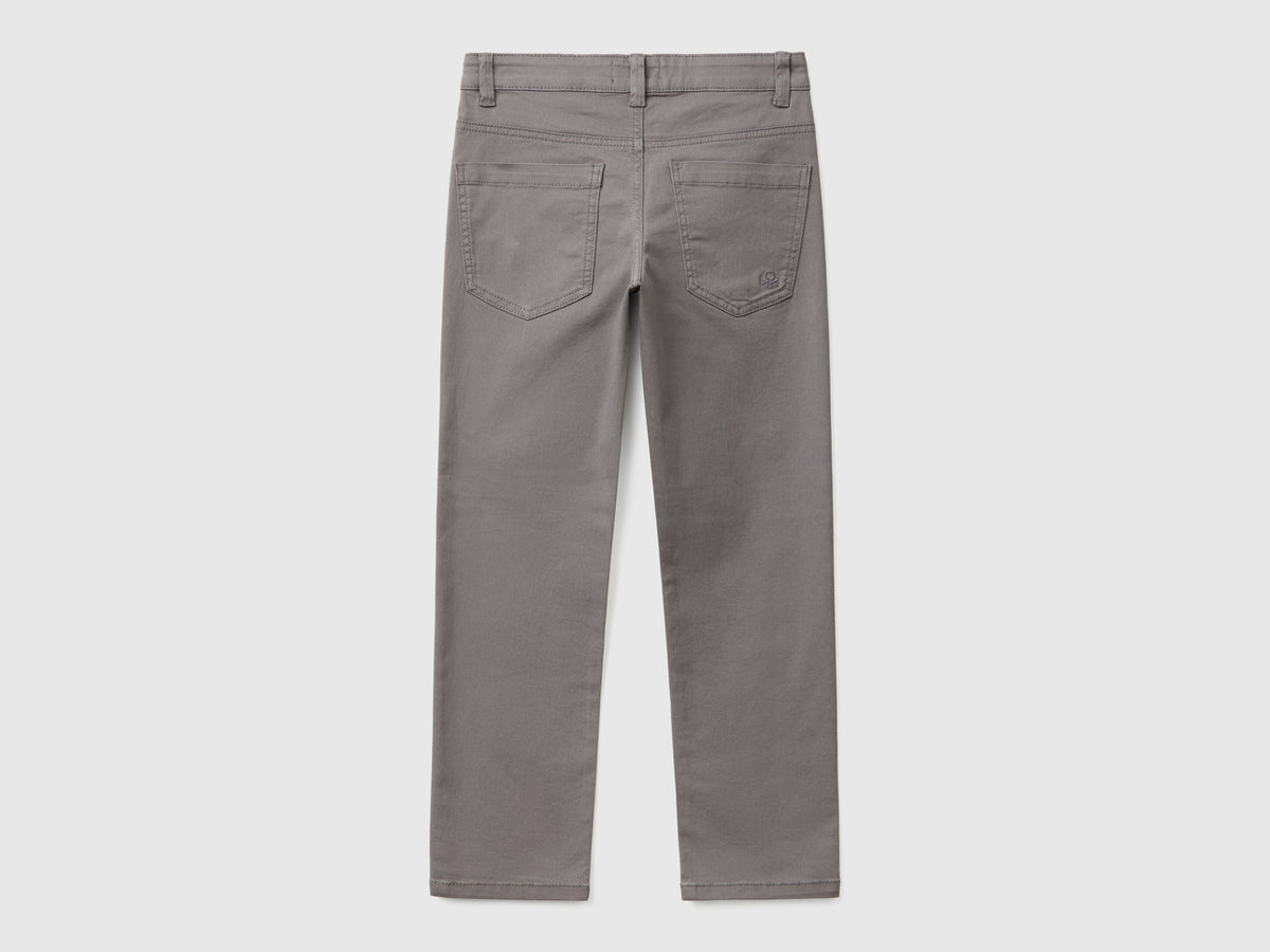Pantaloni slim fit cinque tasche