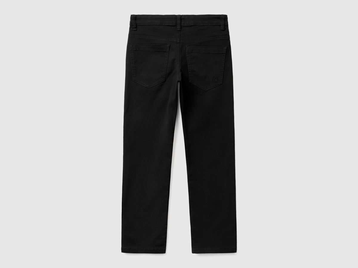 Pantaloni slim fit cinque tasche