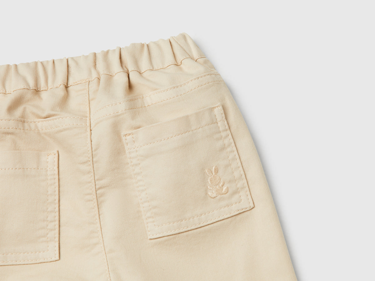 Pantaloni in misto cotone stretch