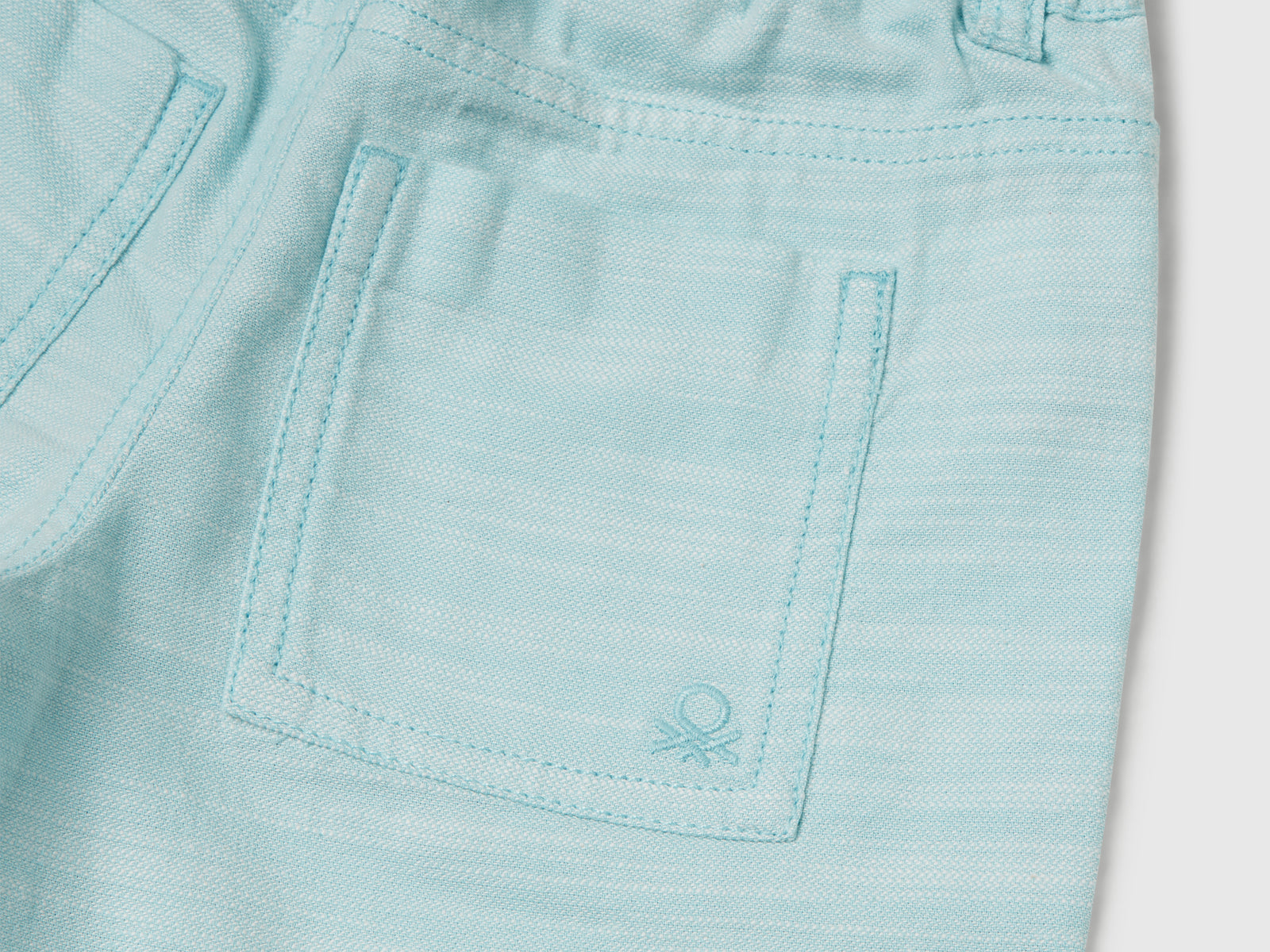 Pantaloni corti con coulisse da bimbo celeste 3 | Benetton Outlet