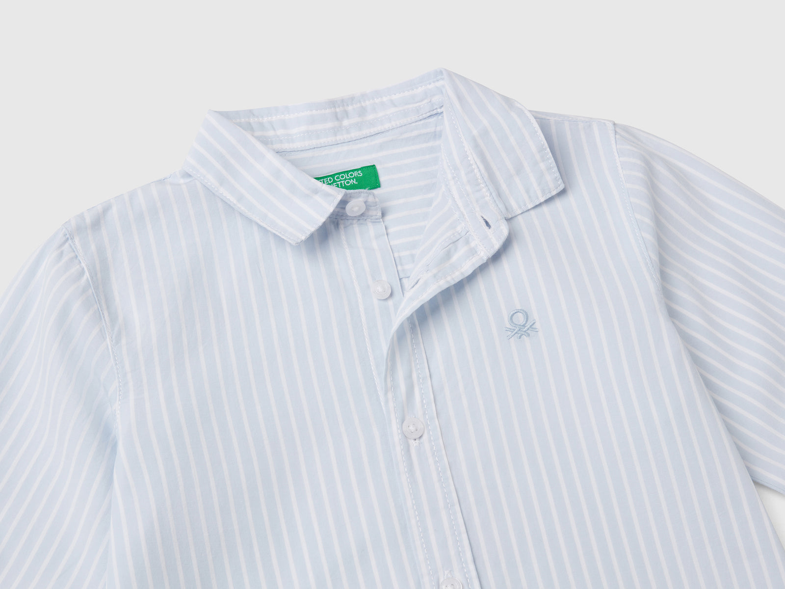 Camicia a righe in puro cotone da bimbo celeste 3 | Benetton Outlet