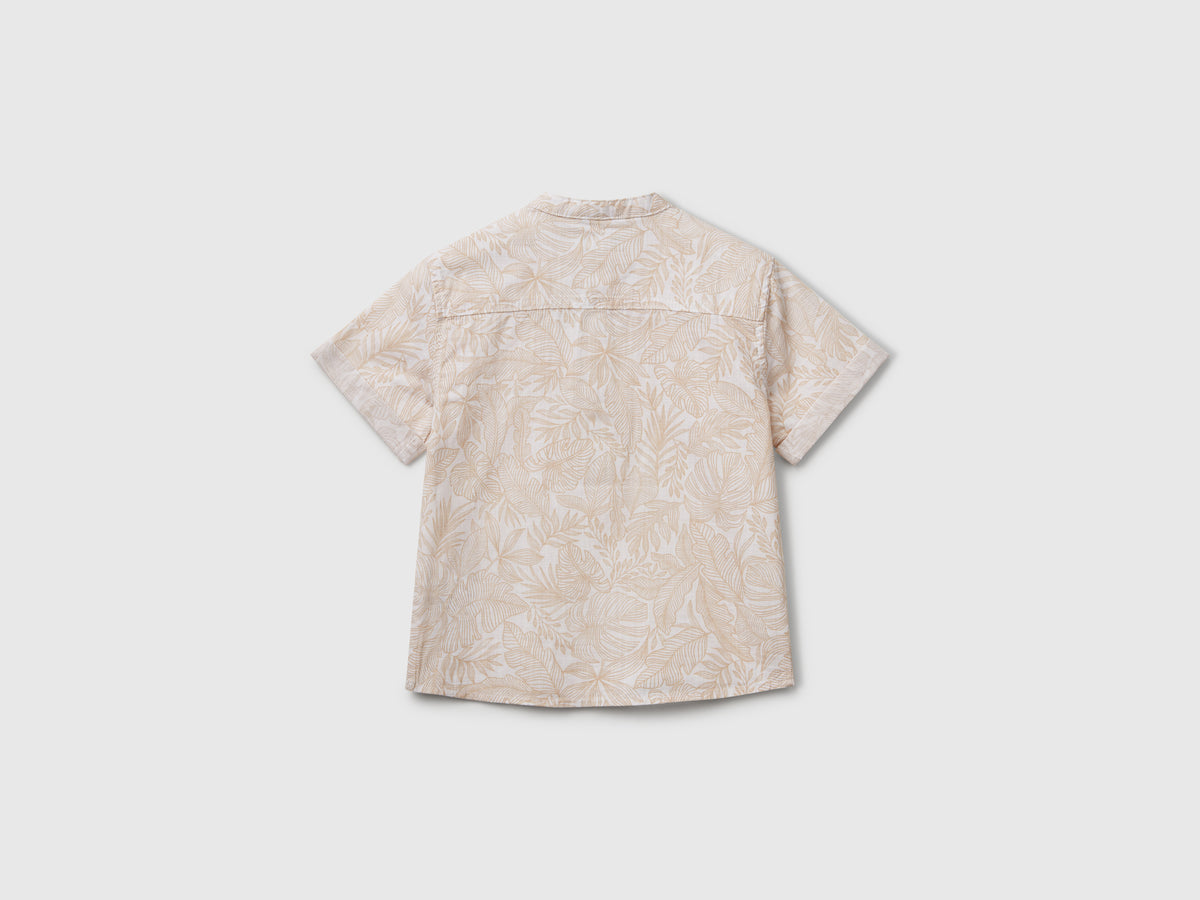 Camicia con stampa tropicale