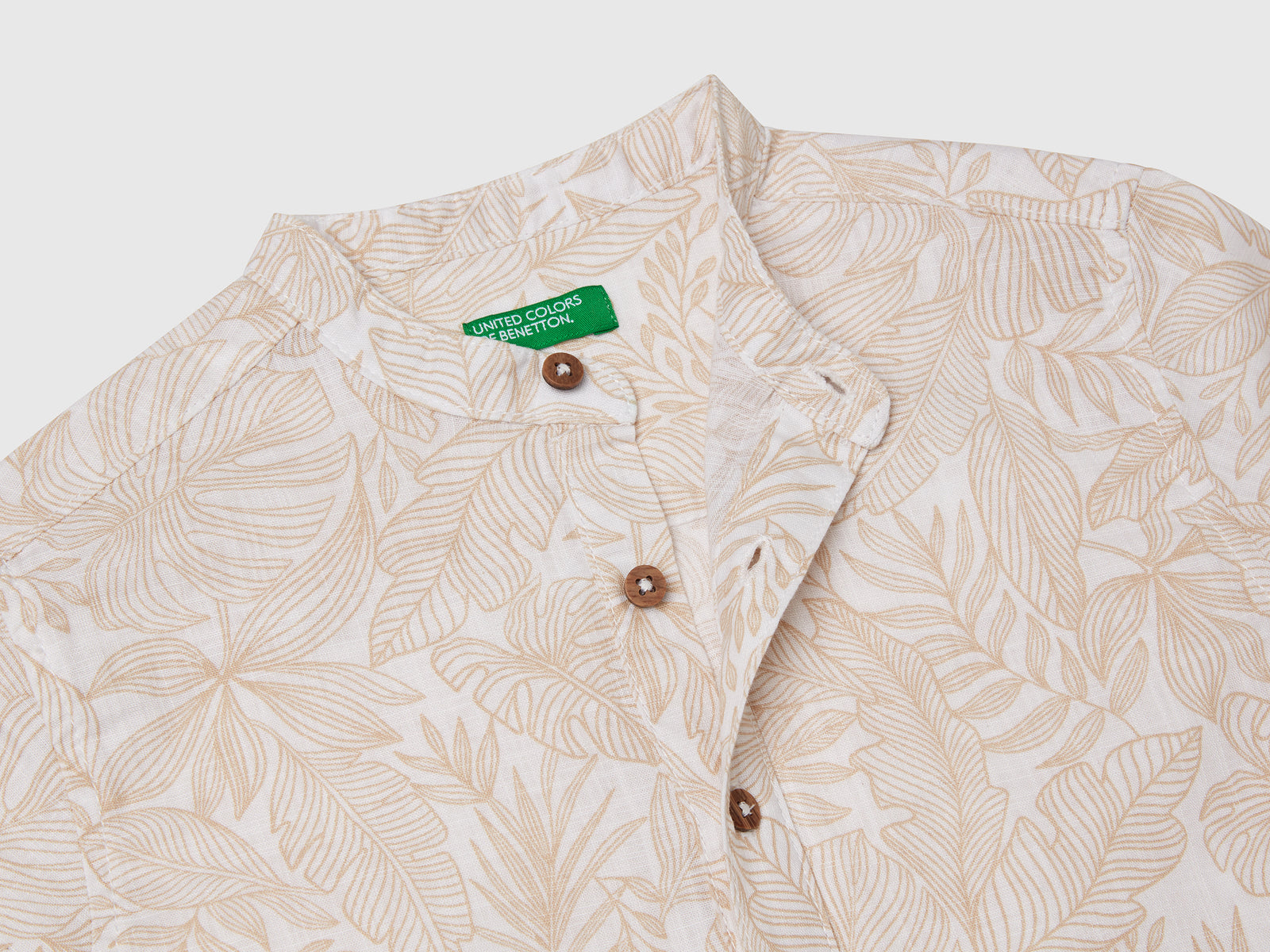 Camicia con stampa tropicale da bimbo beige 3 | Benetton Outlet