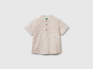 Camicia con stampa tropicale