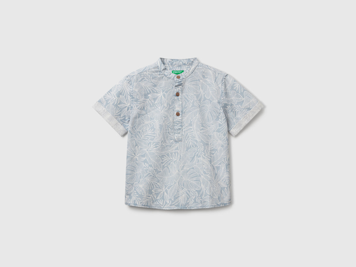 Camicia con stampa tropicale