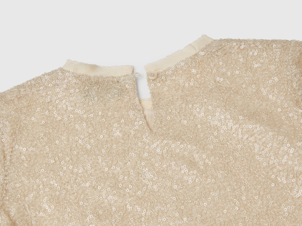 Top con paillettes