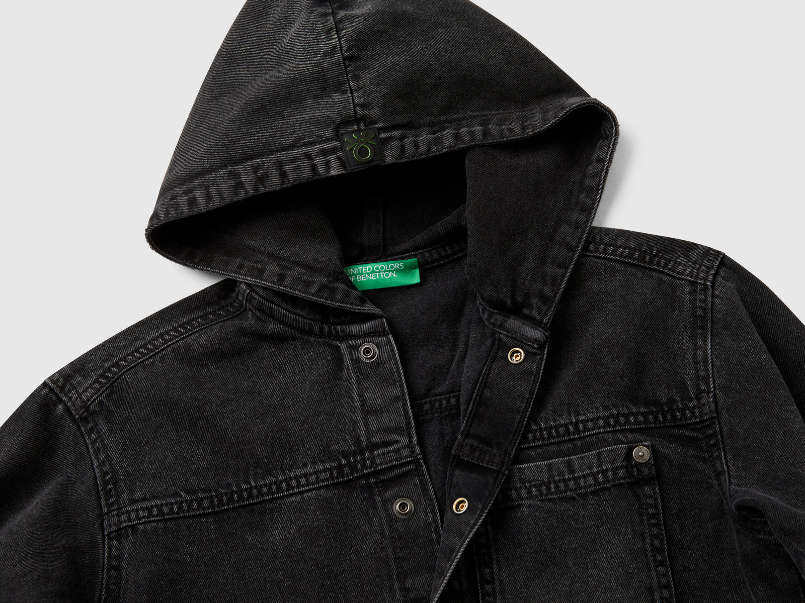 Camicia di jeans con cappuccio da bambino nero 3 | Benetton Outlet
