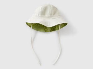 Cappello reversibile con stampa tropicale