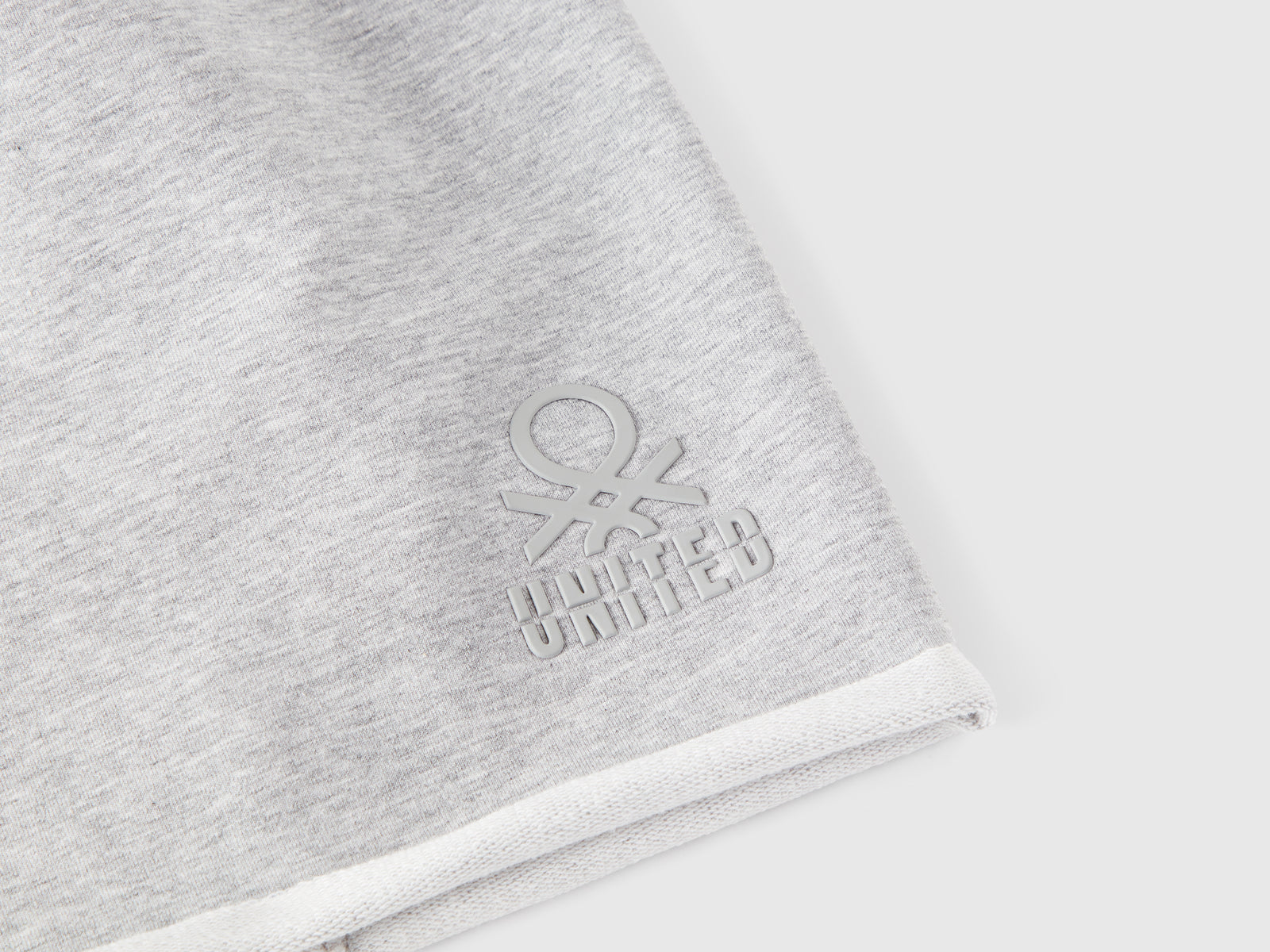 Cuffietta in cotone stretch da bambino grigio chiaro 3 | Benetton Outlet