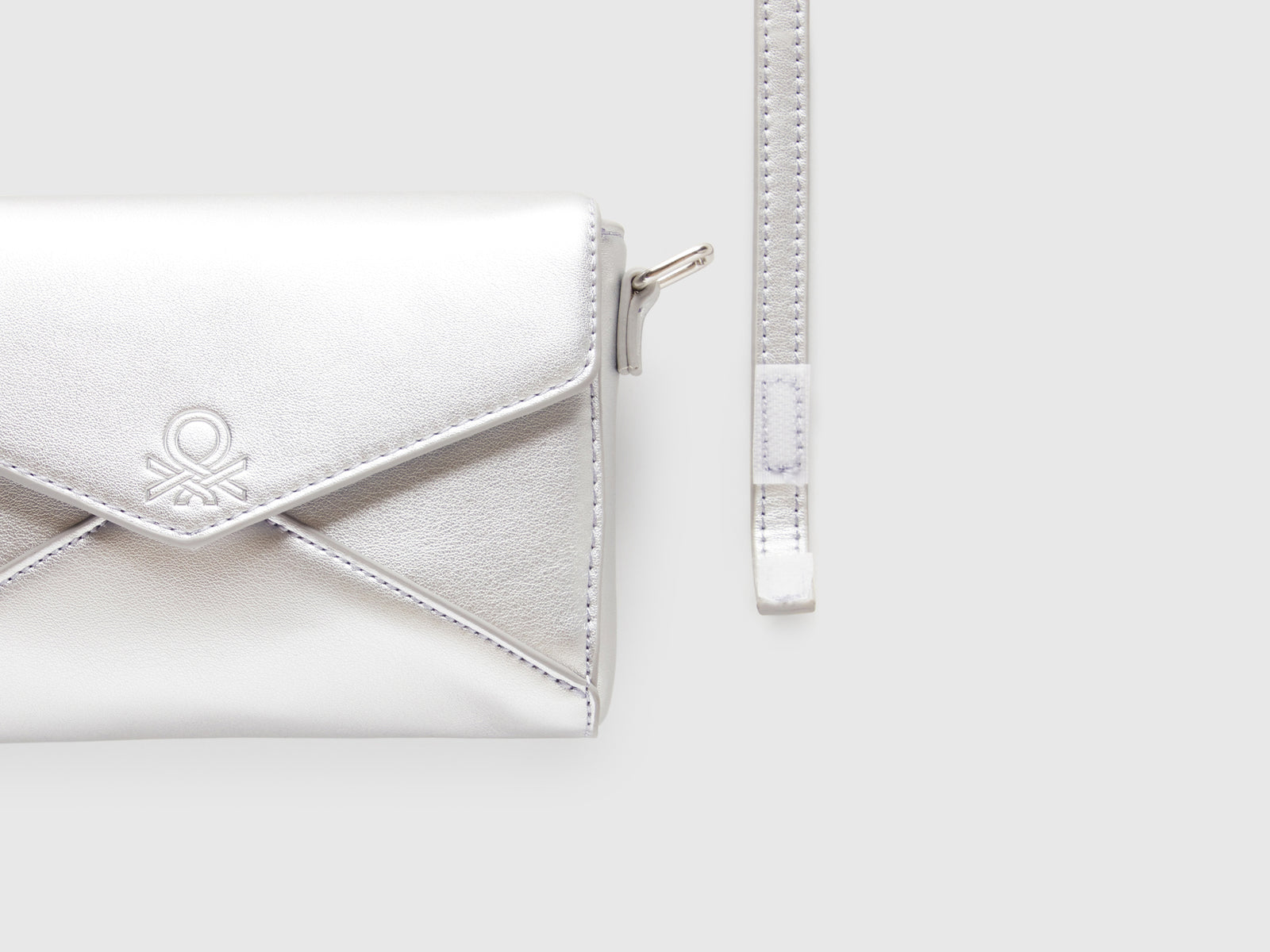 Borsa a tracolla in tessuto spalmato da bambina argento 3 | Benetton Outlet