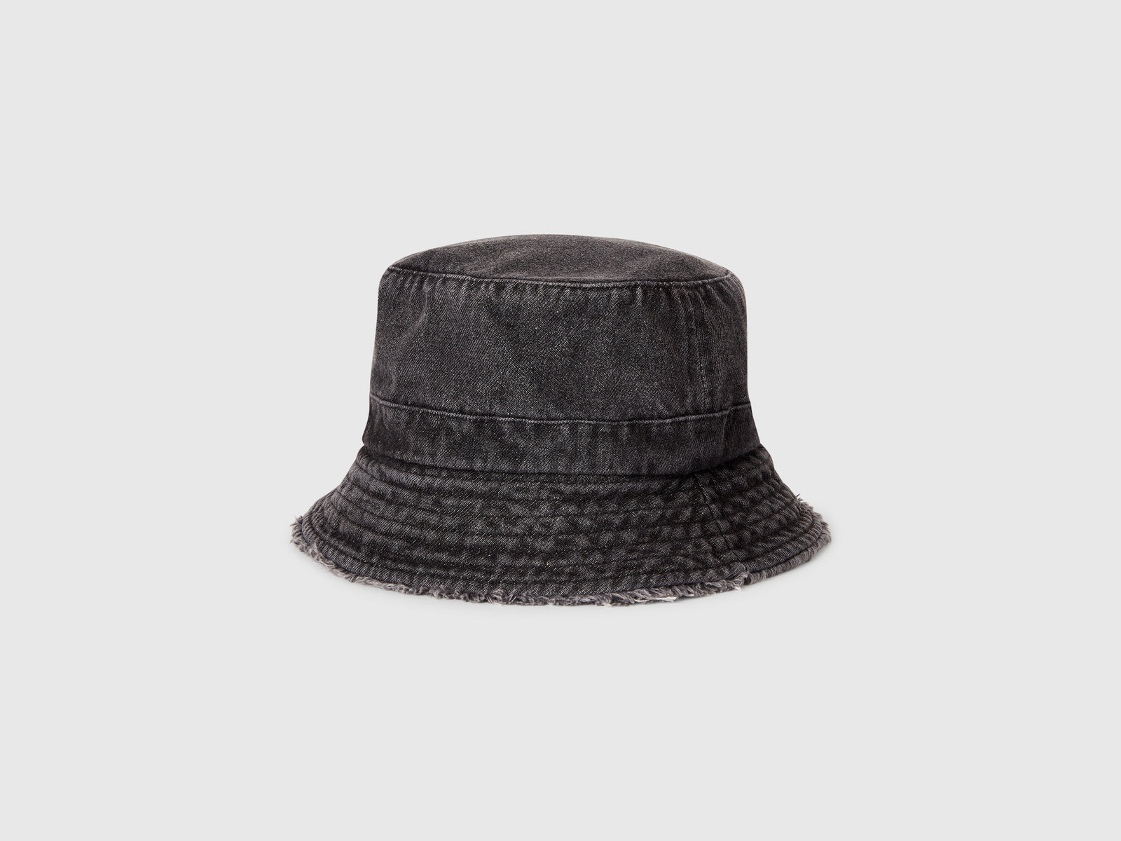 Cappello alla pescatora di jeans da bambina nero | Benetton Outlet