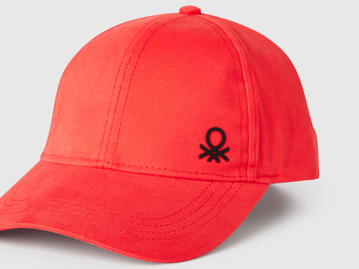 Cappellino con visiera