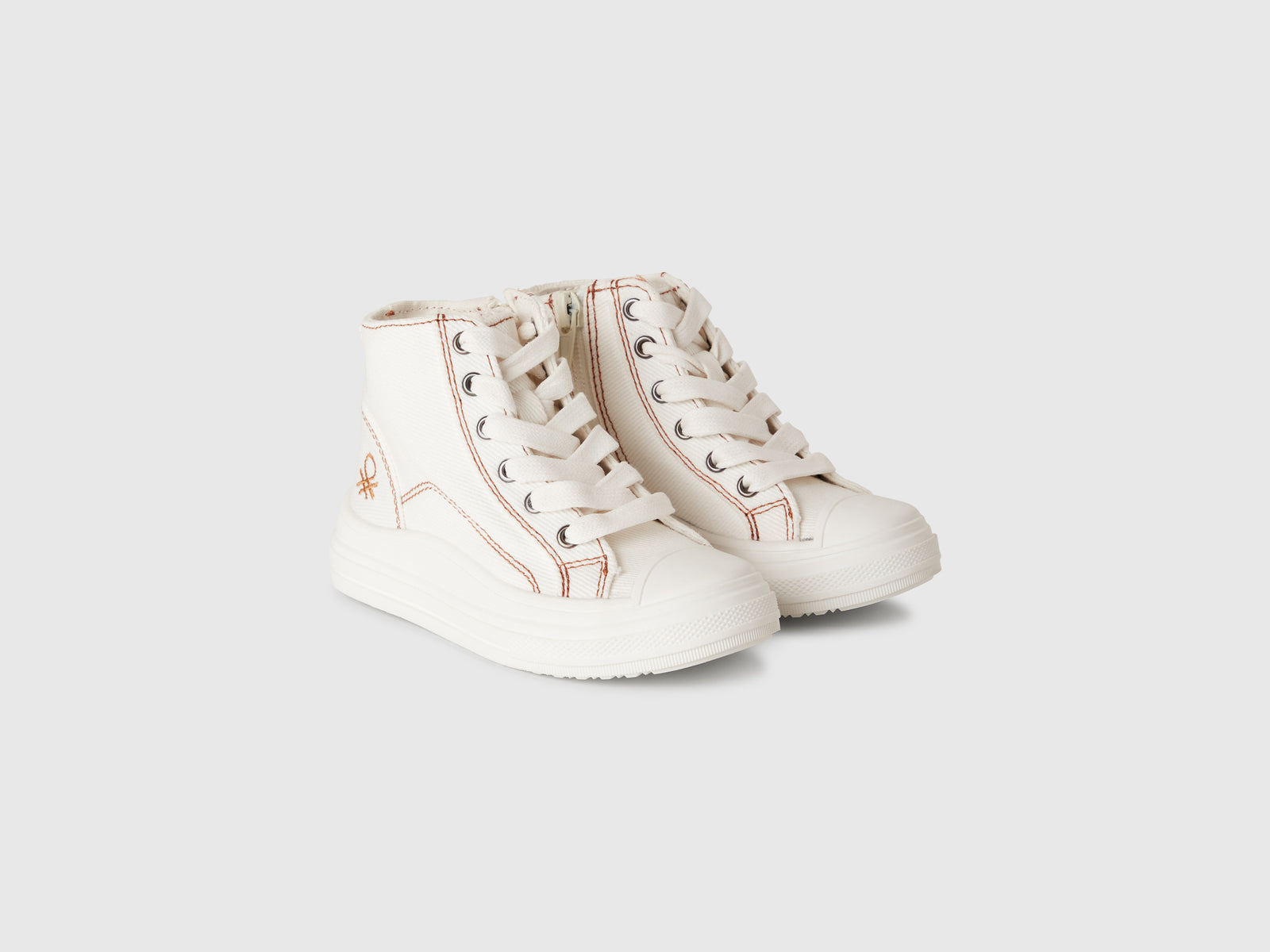 Sneakers alte effetto denim da bimbo bianco 3 | Benetton Outlet