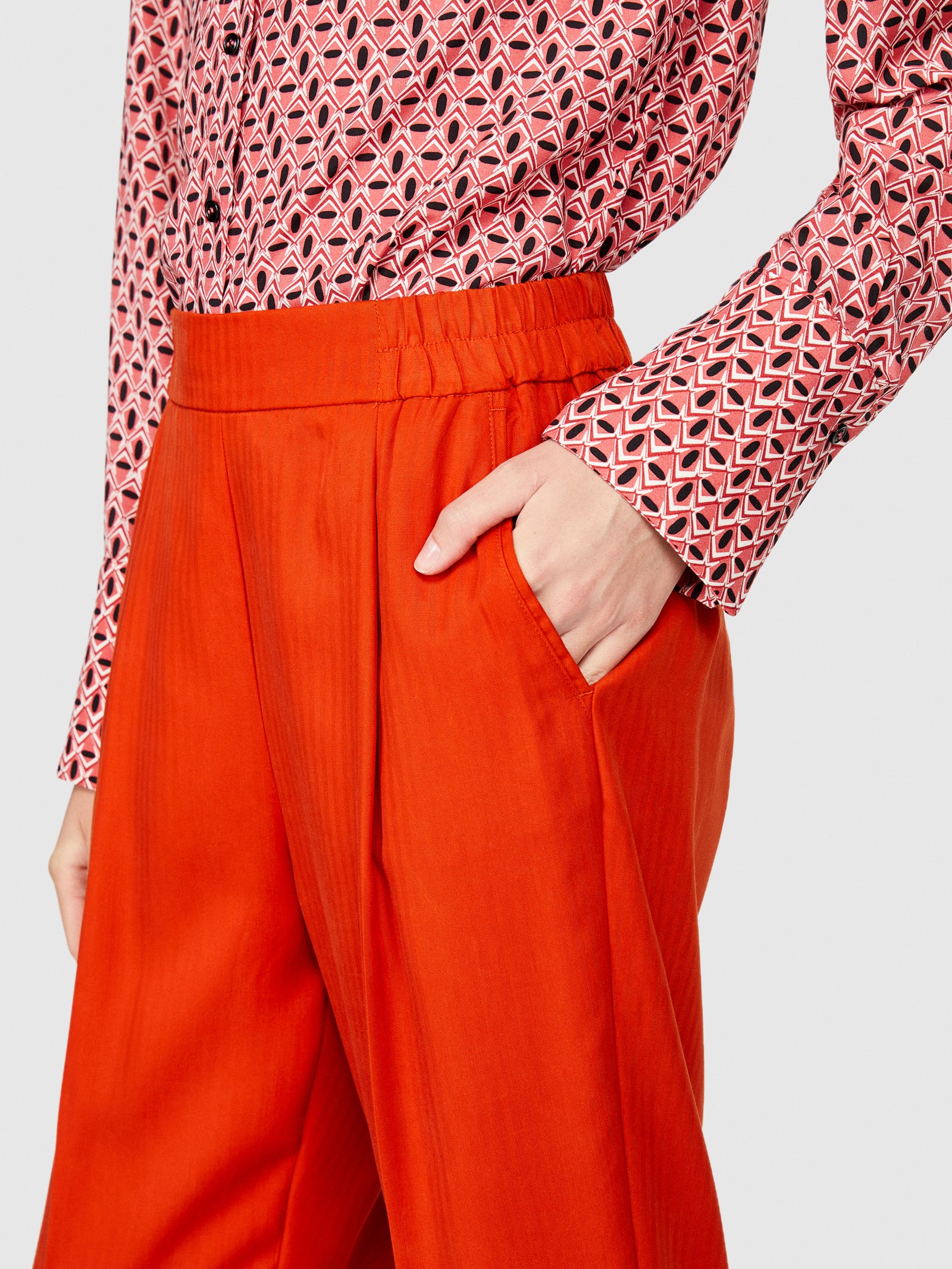 Joggers tinta unita da donna arancione 3 | Sisley Outlet