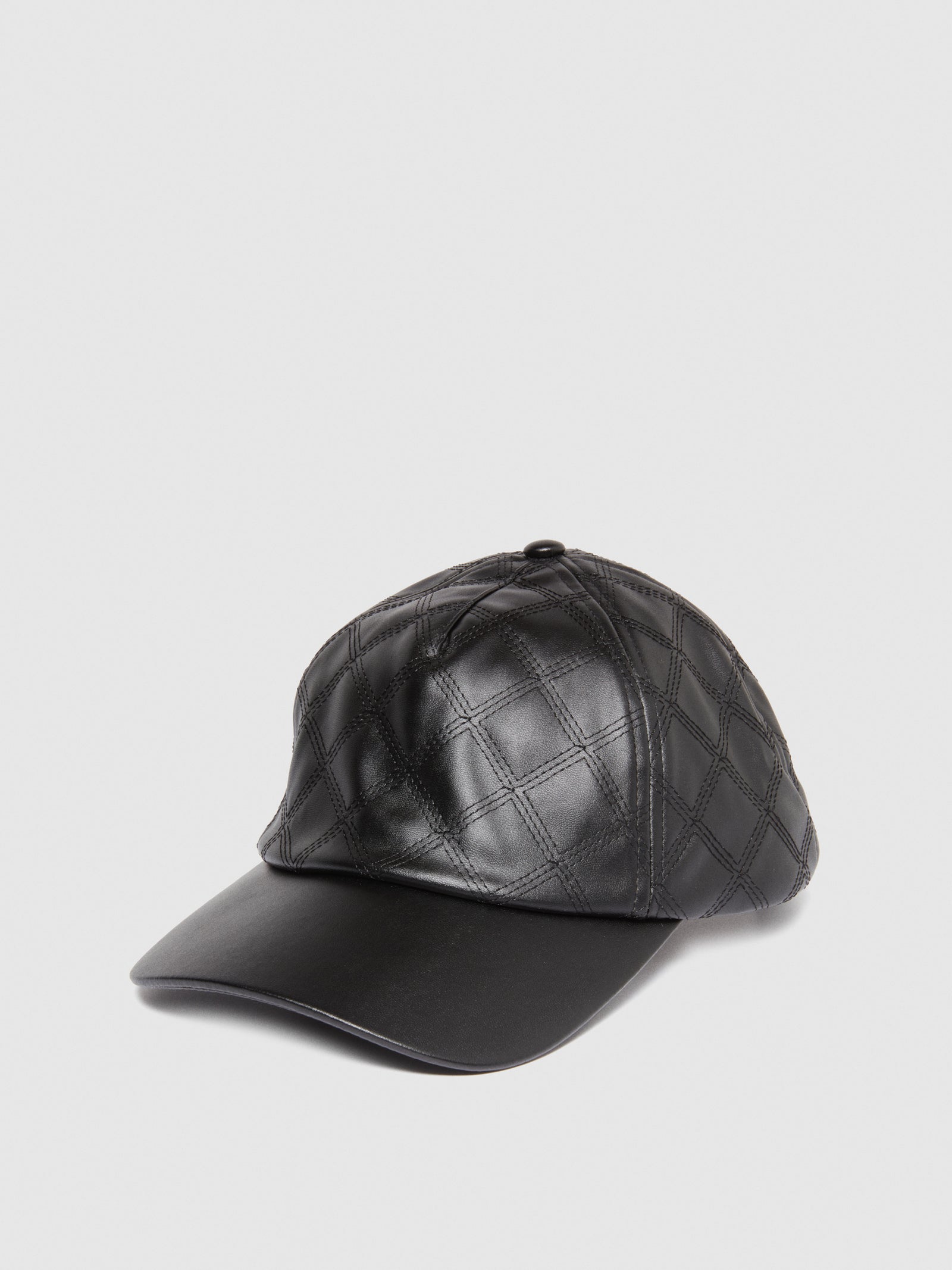 Cappello impunturato da donna nero | Sisley Outlet