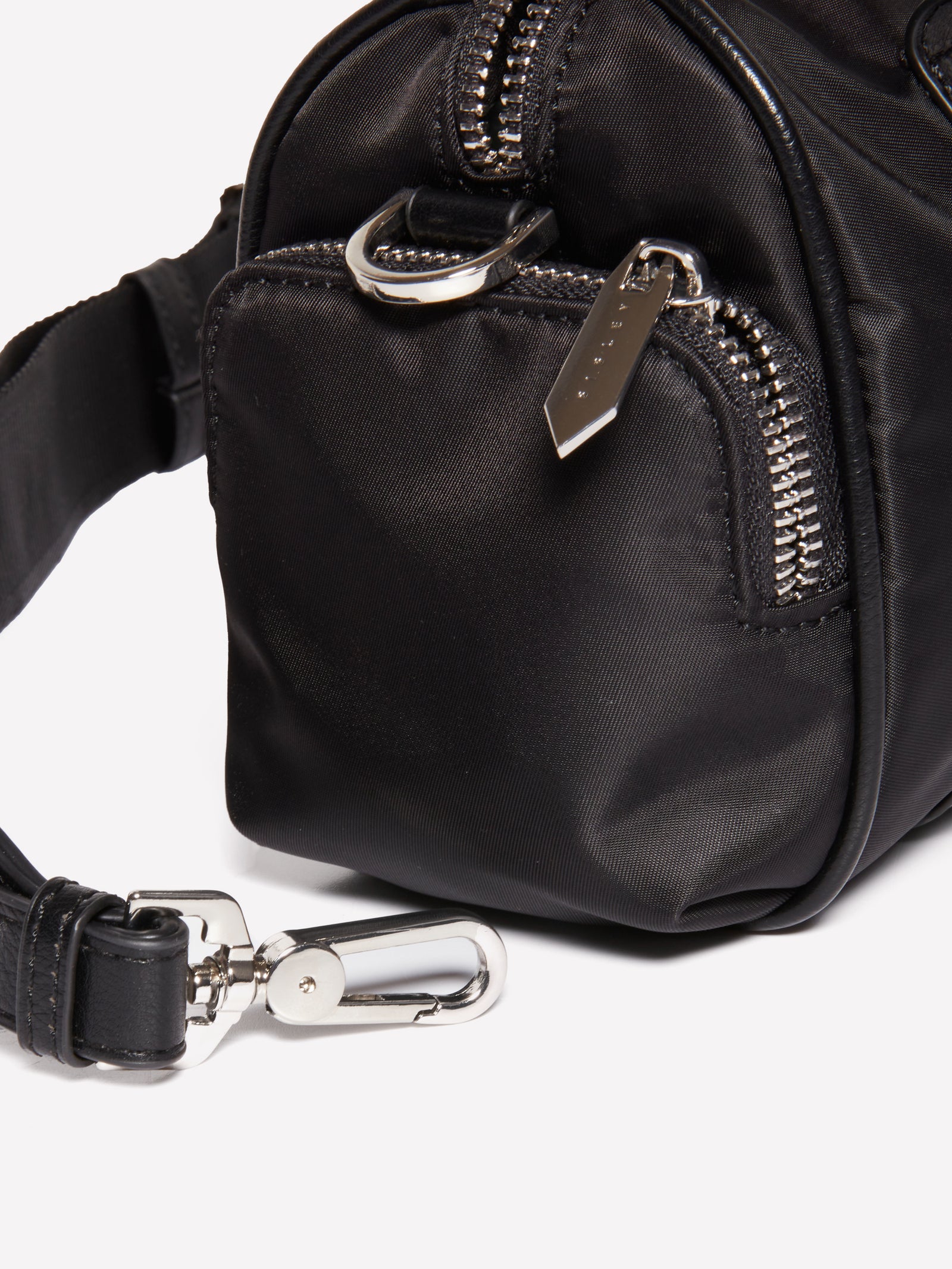 Borsa bauletto con tasche da donna nero 3 | Sisley Outlet