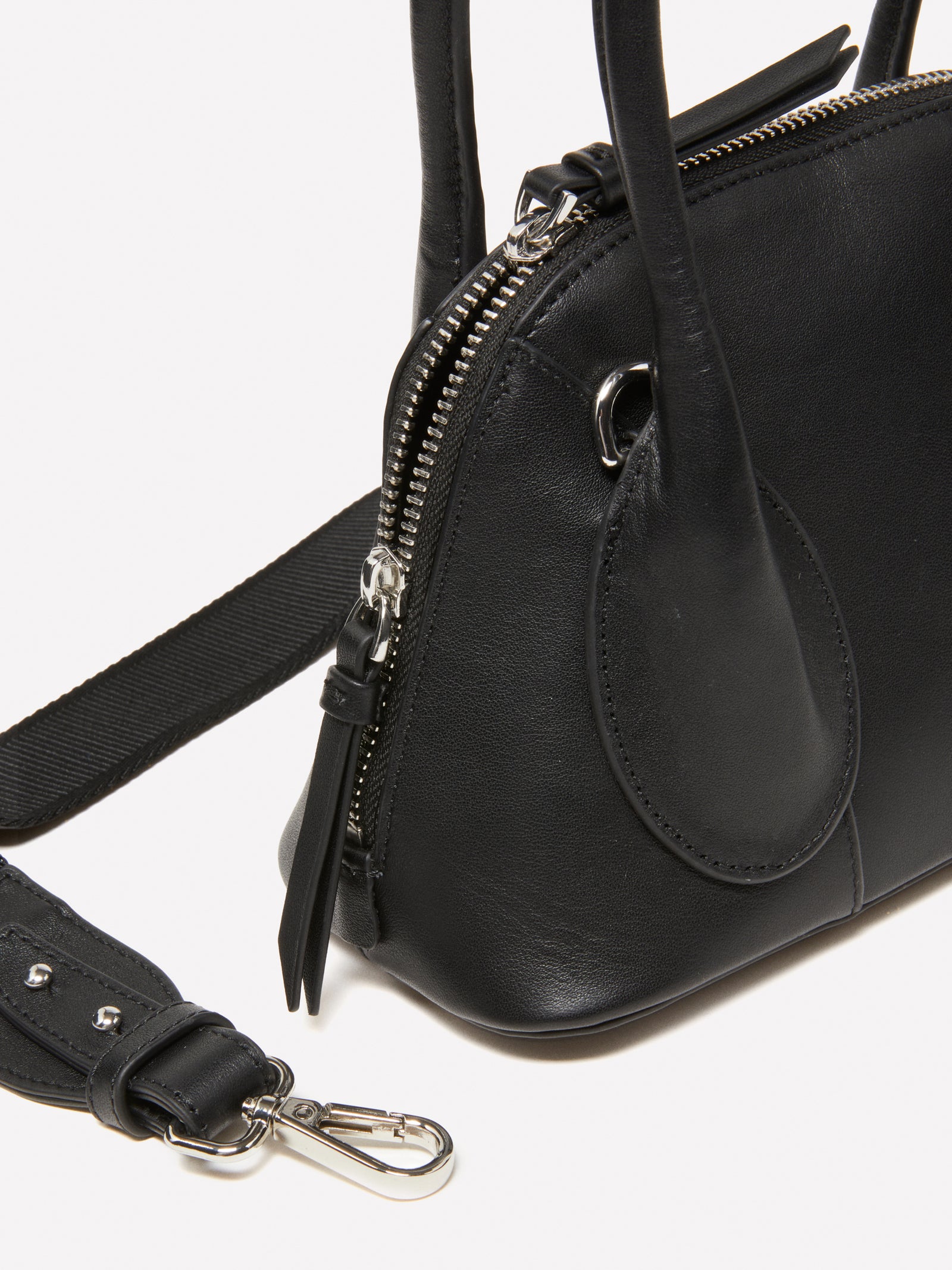Bolso de piel con bandolera da donna nero 3 | Sisley Outlet