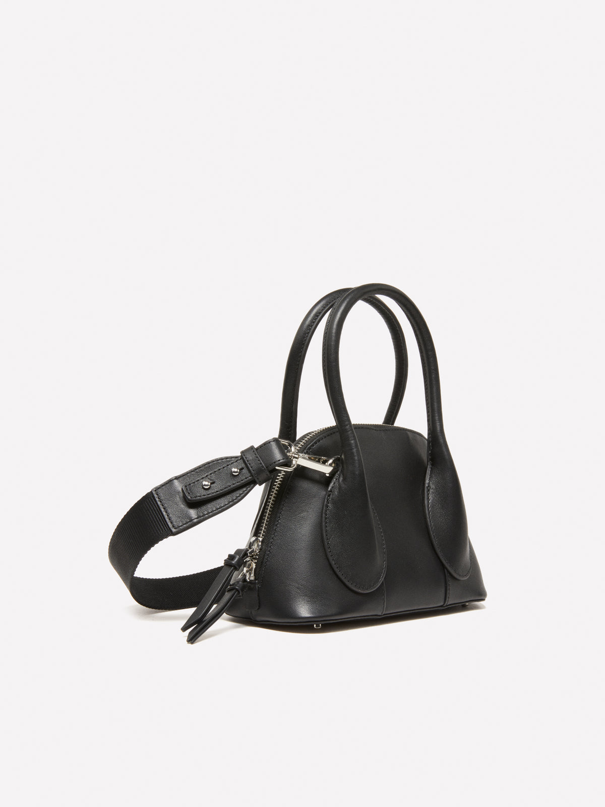 Bolso de piel con bandolera
