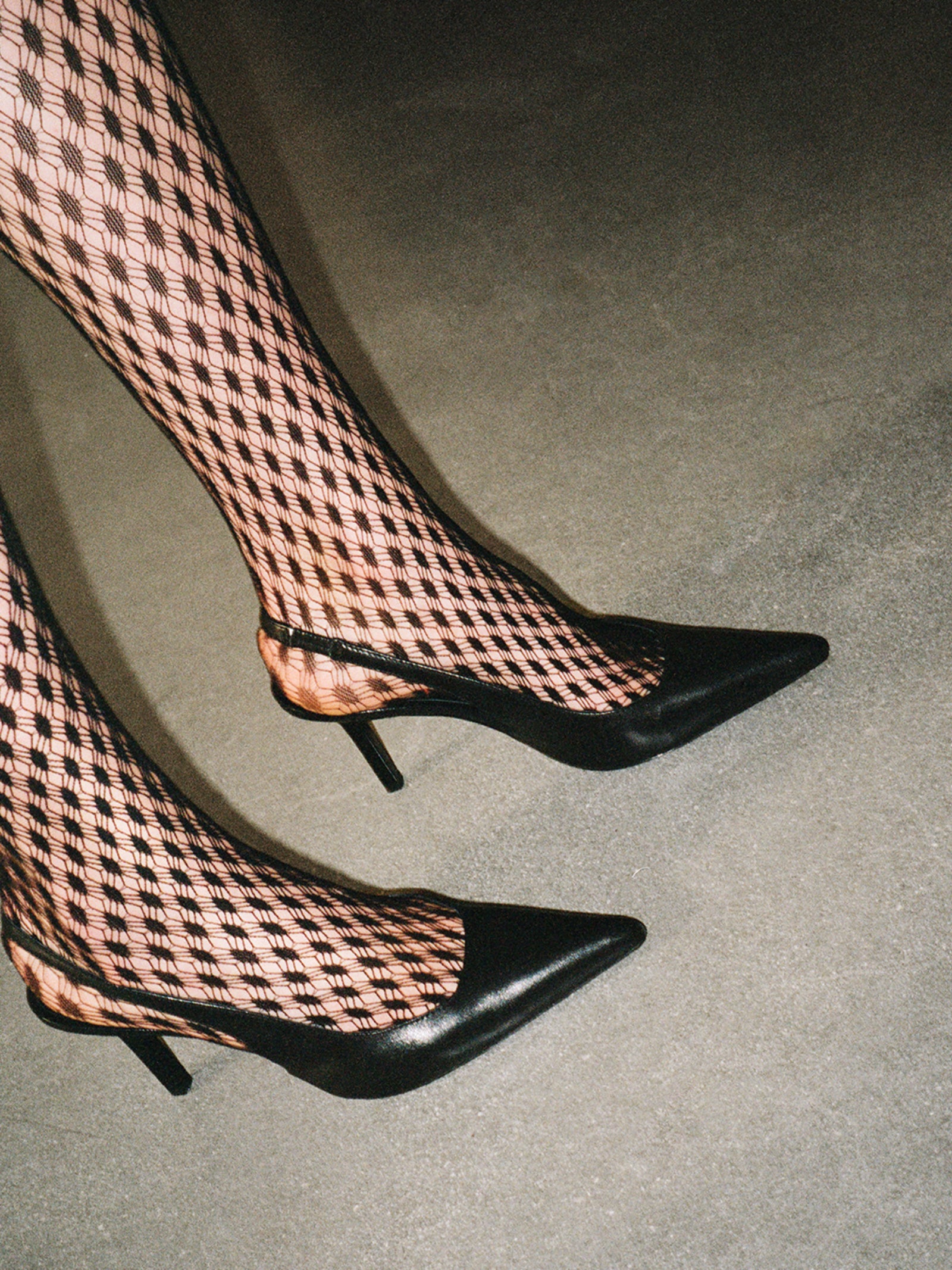 Slingback in pelle da donna nero 3 | Sisley Outlet