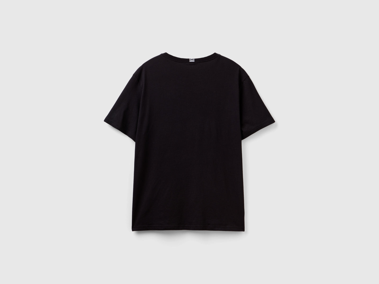Camiseta con estampado de logotipo da uomo nero 2 | Benetton Outlet
