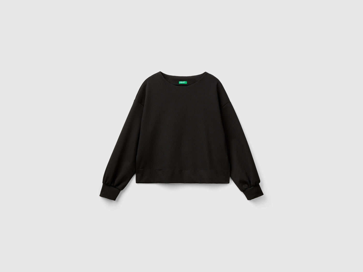 Maglia fluida con scollo a barchetta da donna nero | Benetton Outlet