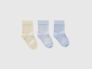Set of socks in shades of blue
