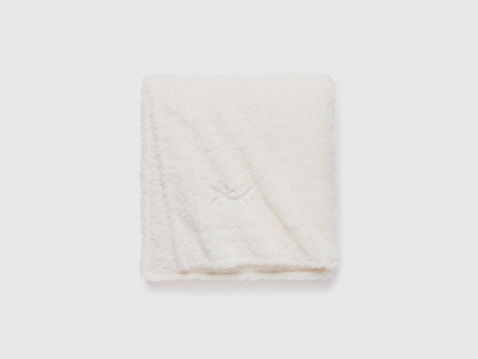 Coperta in pelliccetta sintetica da uomo beige 2 | Benetton Outlet