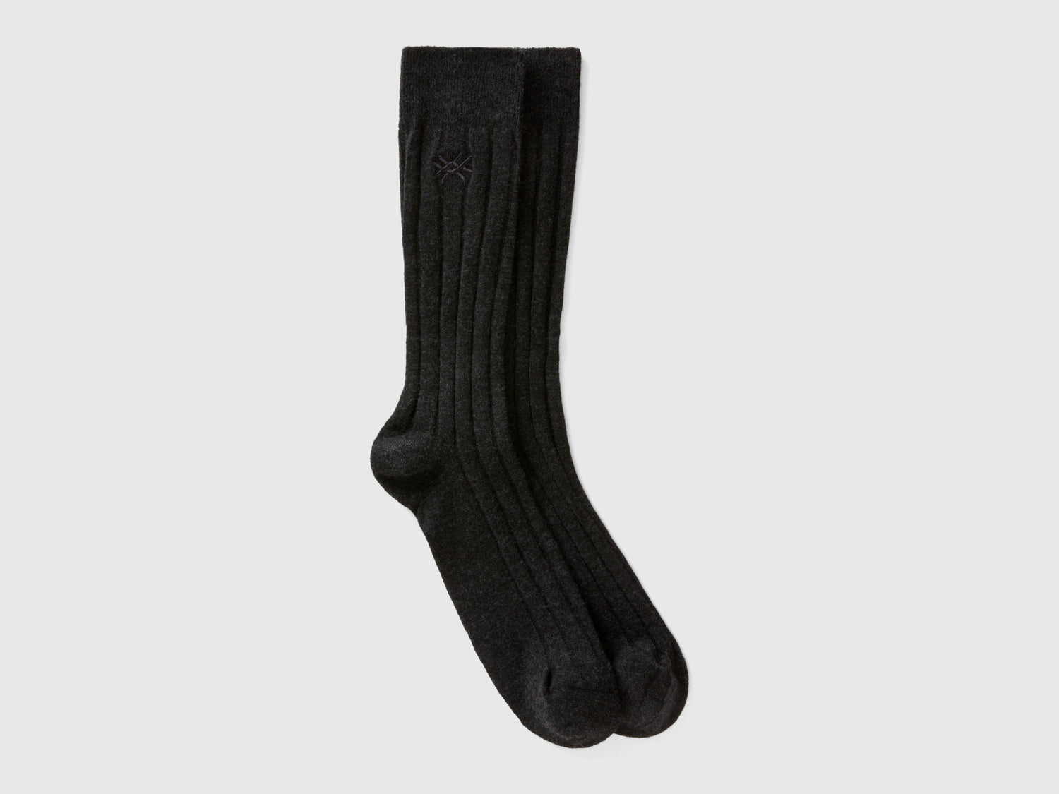 Calcetines largos de mezcla de cachemira da uomo nero | Benetton Outlet