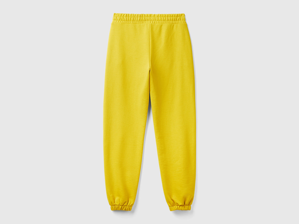Drawstring sweatpants