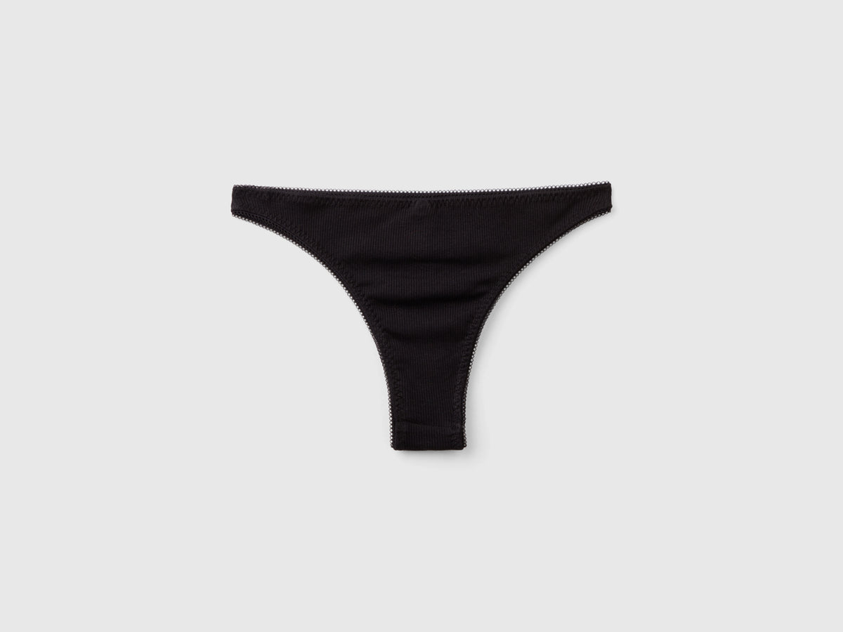 Christmas briefs with gift embroidery