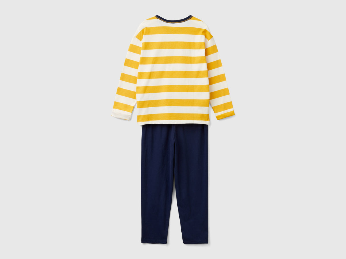 Pigiama con maglia a righe