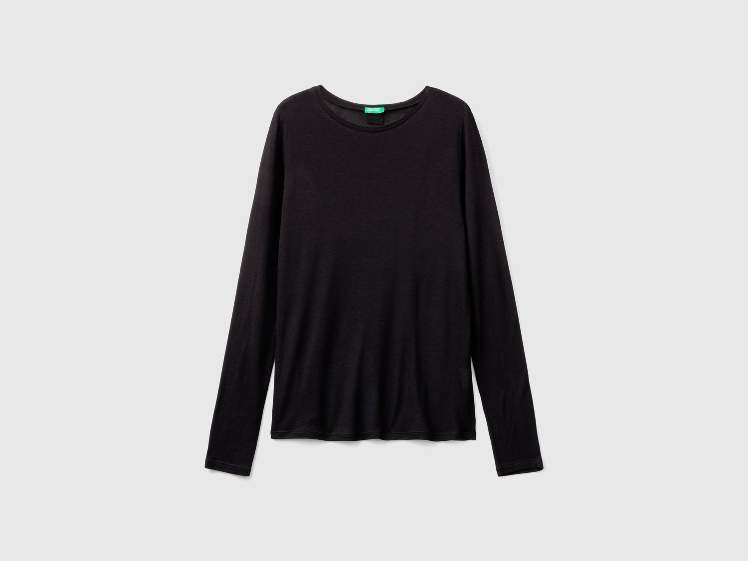 T-shirt in misto viscosa e lana da donna nero | Benetton Outlet