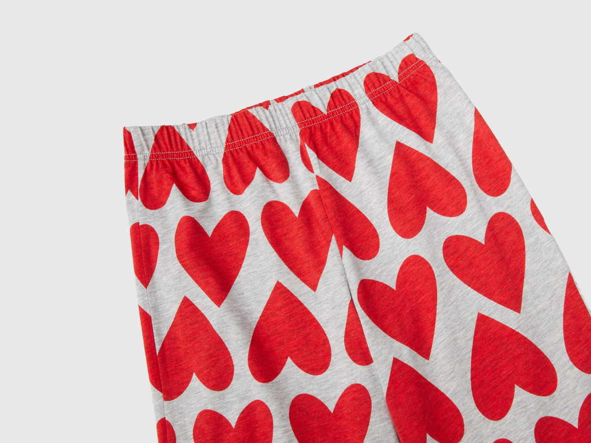 Pigiama con stampa cuori