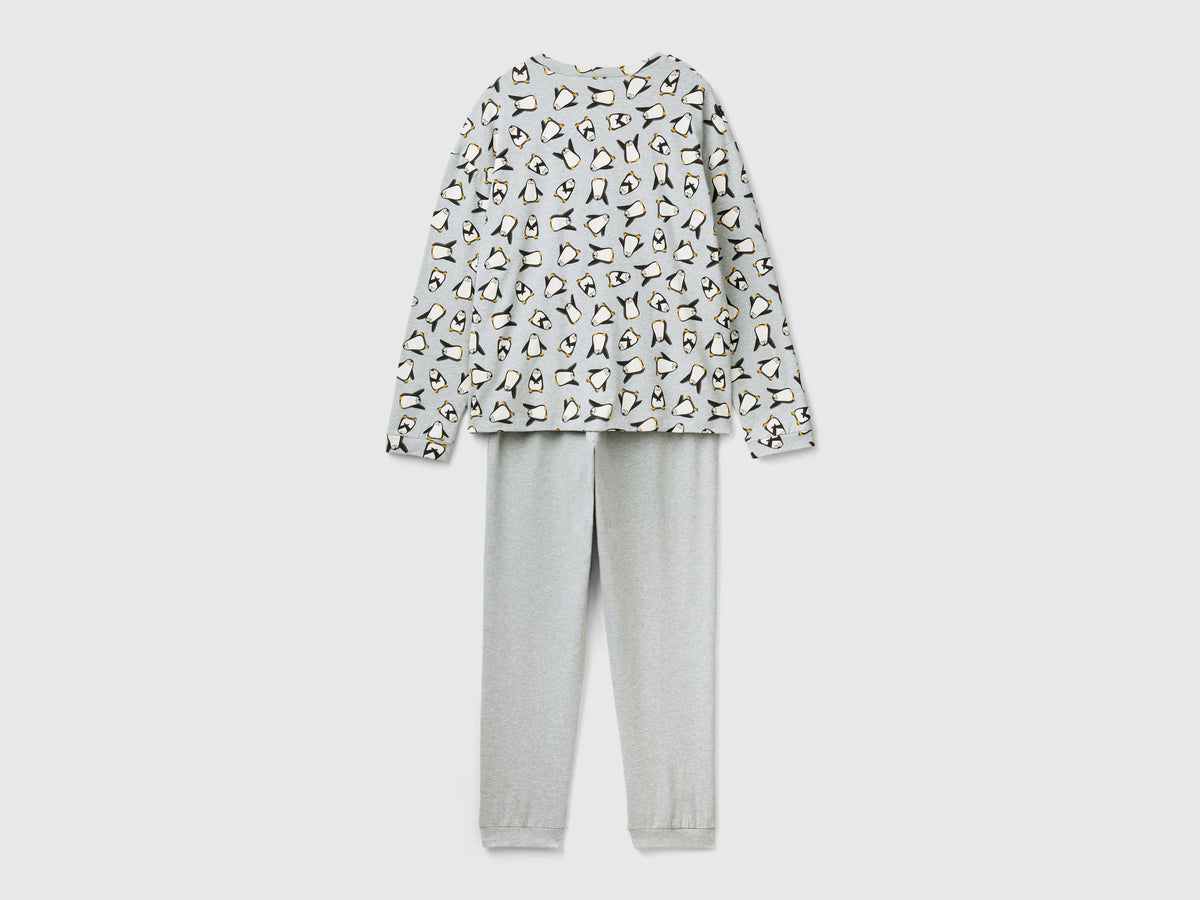 Pijama con estampado de pingüinos