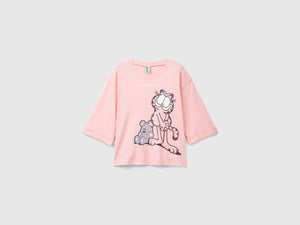 Camiseta de Garfield ©2024 por Paws, Inc.