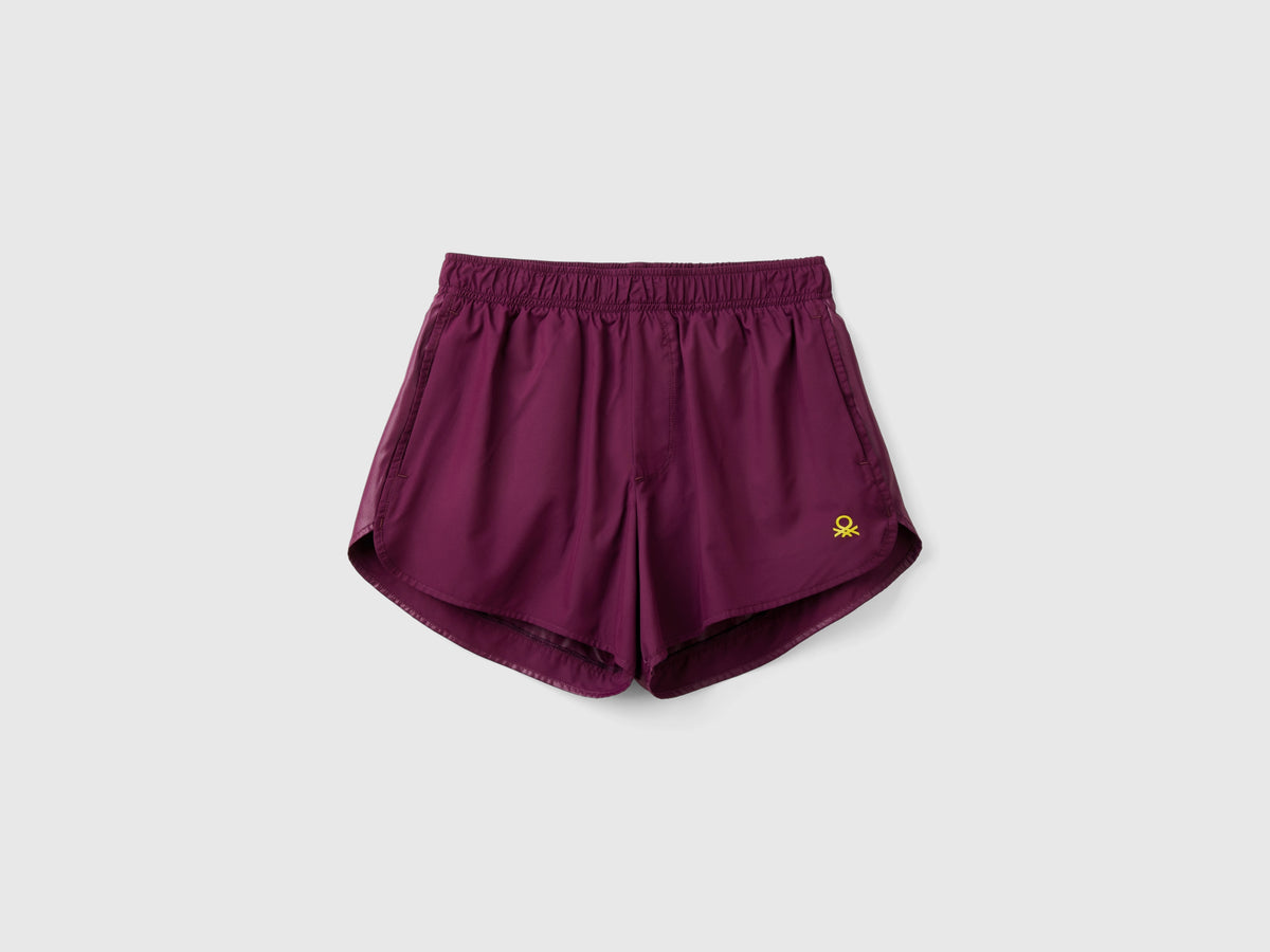 Shorts sportivi con tessuto riciclato