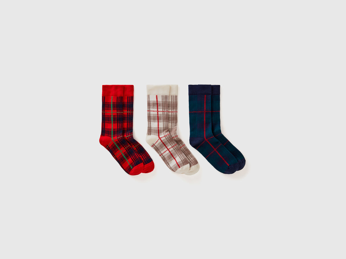 Tre paia di calzini tartan