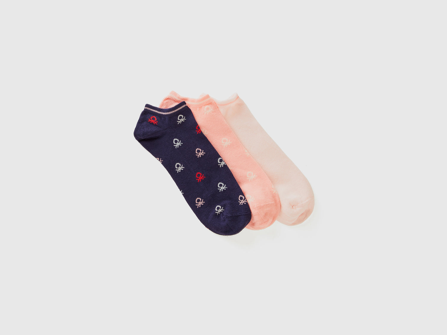 Tre paia di calzini corti con logo da uomo multi-color | Benetton Outlet