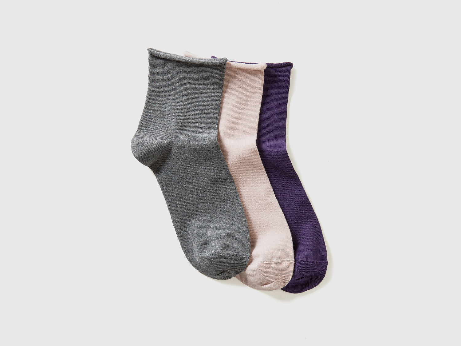 Tres pares de calcetines cortos da donna multi-color | Benetton Outlet