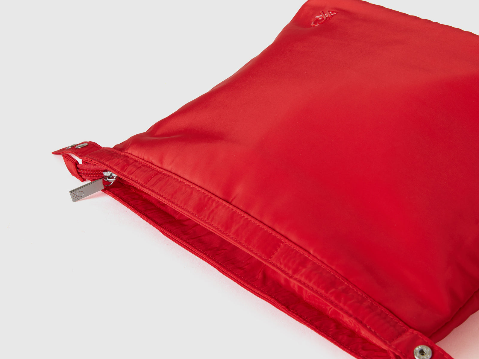 Beauty case da viaggio in nylon da donna rosso 3 | Benetton Outlet