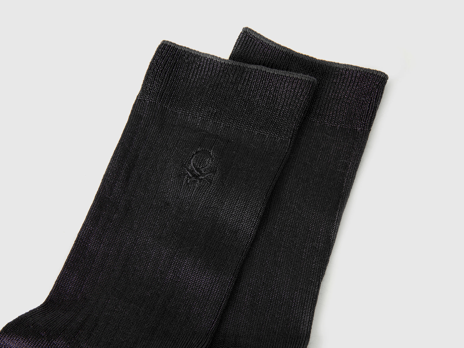 Calzini a costine con logo da uomo nero 2 | Benetton Outlet